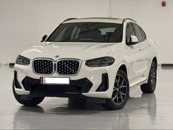 BMW  X-Series  X4  2022  Automatic  43,000 Km  4 Cylinder  Four Wheel Drive (4WD)  SUV  White  With Warranty