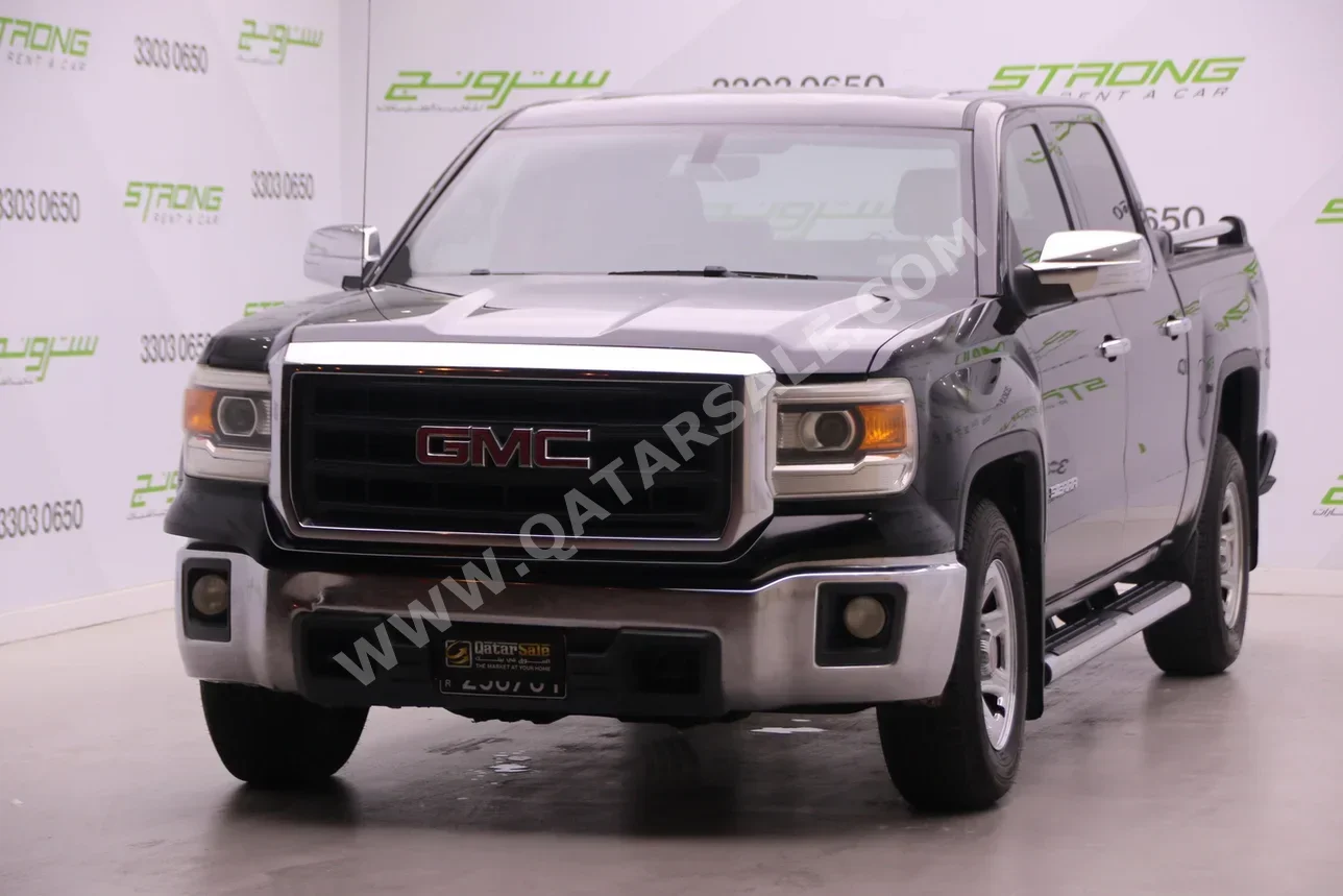 GMC  Sierra  1500  2014  Automatic  114,000 Km  6 Cylinder  Four Wheel Drive (4WD)  Pick Up  Black