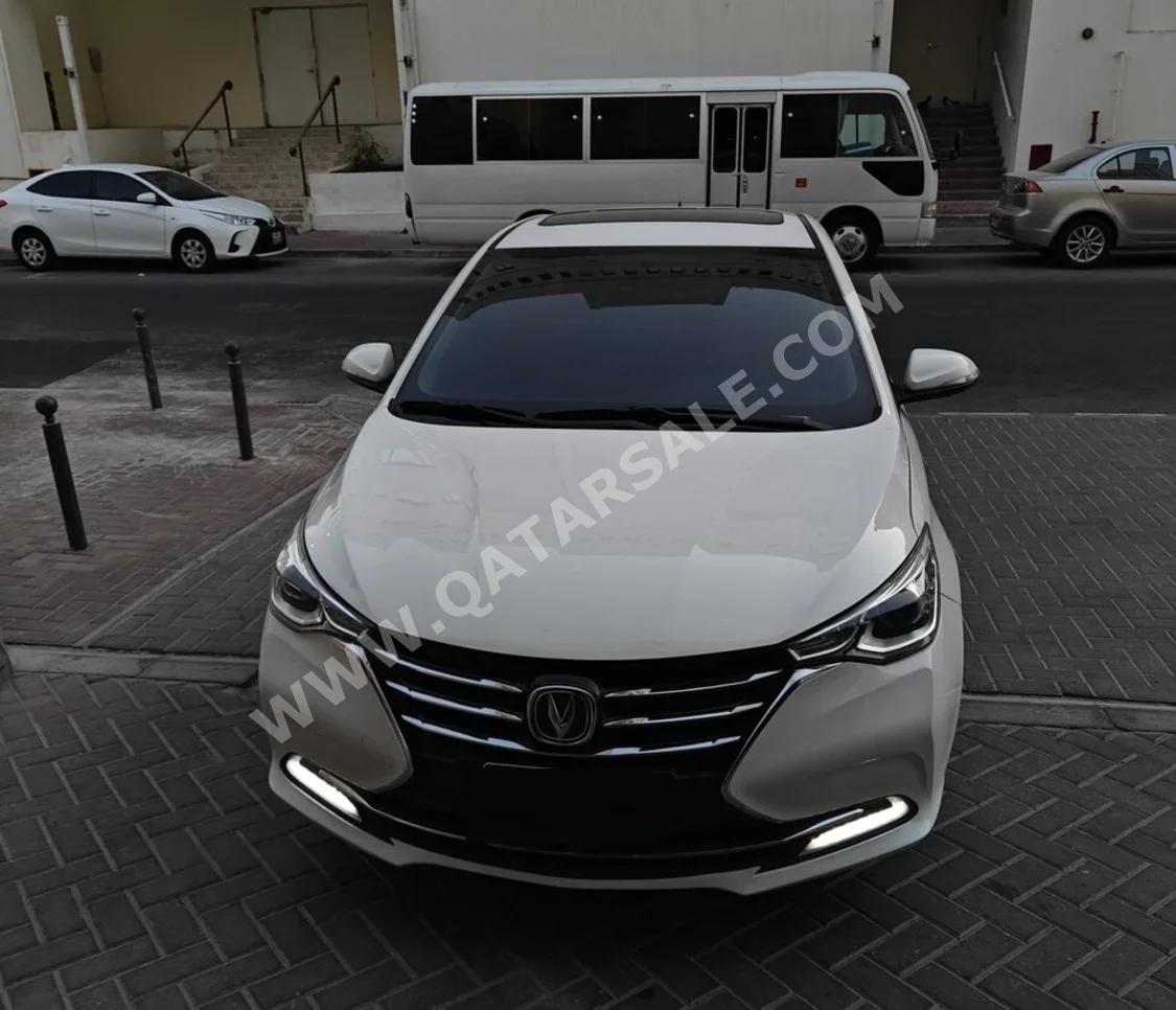 Changan  Alsvin  2025  Automatic  7,600 Km  4 Cylinder  Front Wheel Drive (FWD)  Sedan  White  With Warranty