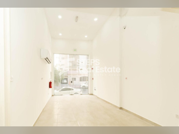 Commercial Shops - Not Furnished  - Doha  For Rent  - Najma