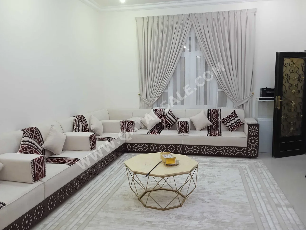 Sofas, Couches & Chairs Corner Sofas  - Fabric  - Beige
