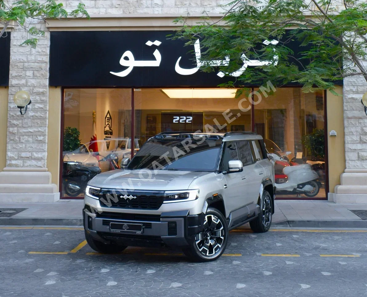 بي واي دي  ليوبارد 8  فلاك شب  2026  اوتوماتيك  2,450 كم  4 سلندر  دفع رباعي  اس يو في  ذهبي