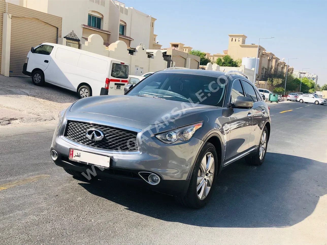 انفنيتي  كيو اكس  70  2019  اوتوماتيك  89,000 كم  6 سلندر  دفع رباعي  اس يو في  رمادي