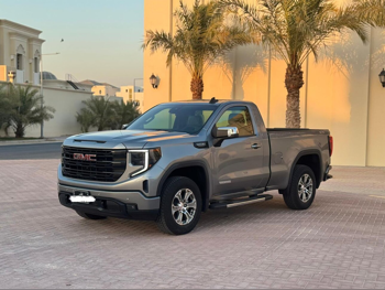 GMC  Sierra  Elevation  2024  Automatic  4,500 Km  8 Cylinder  Four Wheel Drive (4WD)  Pick Up  Silver  With Warranty