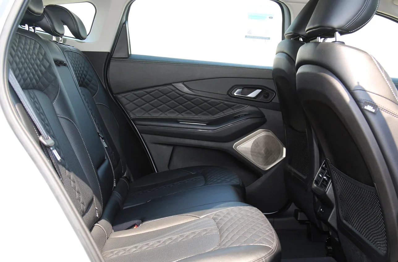 Exeed  TXL  4 Cylinder  SUV ( AWD )  Silver  2025