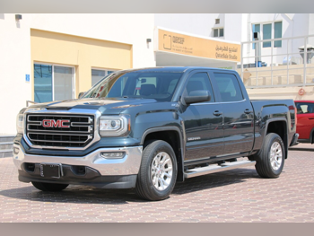 GMC  Sierra  1500  2017  Automatic  91,000 Km  8 Cylinder  Four Wheel Drive (4WD)  Pick Up  Gray