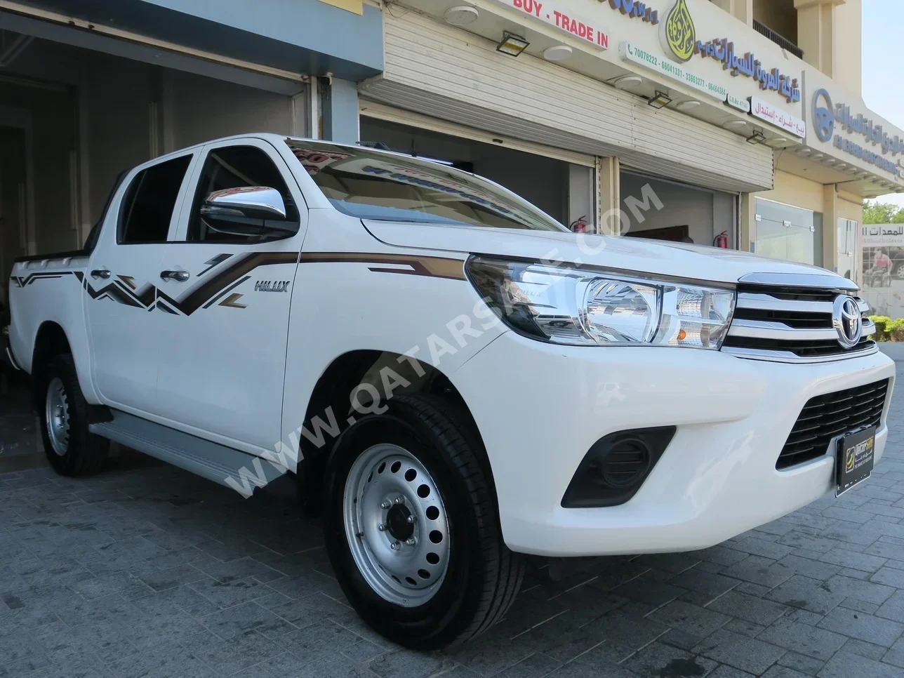 Toyota  Hilux  2024  Automatic  71,000 Km  4 Cylinder  Four Wheel Drive (4WD)  Pick Up  White