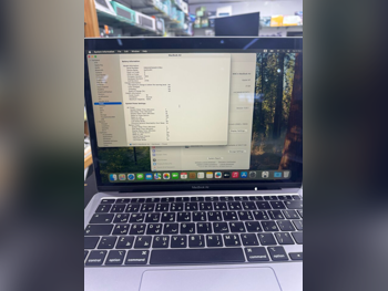 Laptops Apple  - MacBook Air  2020  - Grey  - MacOS  - Apple  - M1  -Memory (Ram): 8 GB