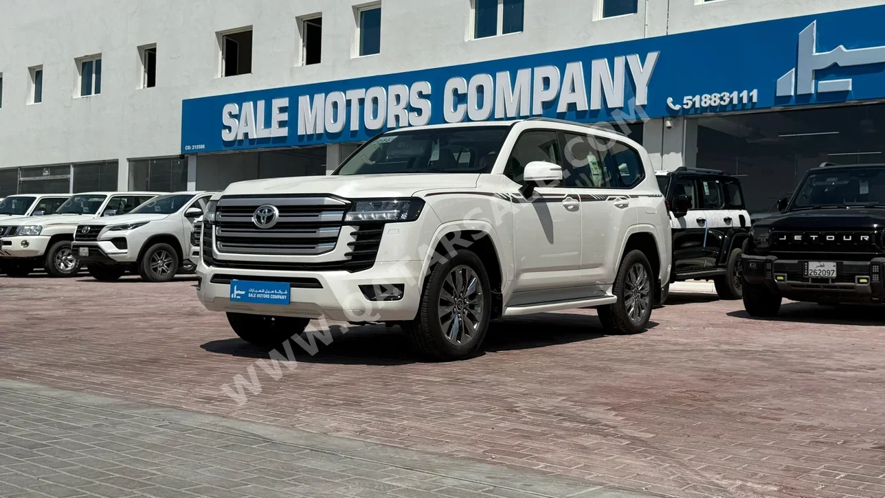 Toyota  Land Cruiser  GXR  2025  Automatic  0 Km  6 Cylinder  Four Wheel Drive (4WD)  SUV  White  With Warranty