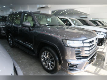 Toyota  Land Cruiser  GXR Twin Turbo  2025  Automatic  0 Km  6 Cylinder  Four Wheel Drive (4WD)  SUV  Gray  With Warranty