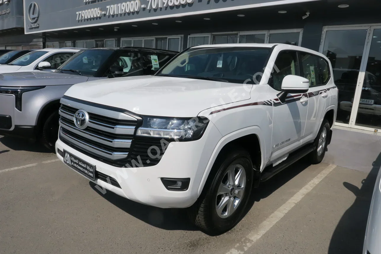 Toyota  Land Cruiser  GXR  2025  Automatic  0 Km  6 Cylinder  Four Wheel Drive (4WD)  SUV  White  With Warranty