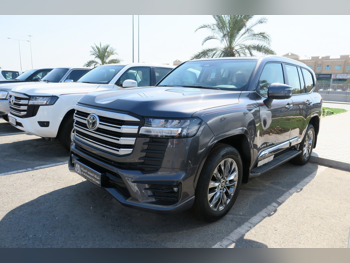 Toyota  Land Cruiser  GXR  2025  Automatic  0 Km  6 Cylinder  Four Wheel Drive (4WD)  SUV  Gray  With Warranty