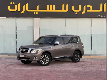 Nissan  Patrol  Platinum  2016  Automatic  188,000 Km  8 Cylinder  Four Wheel Drive (4WD)  SUV  Brown