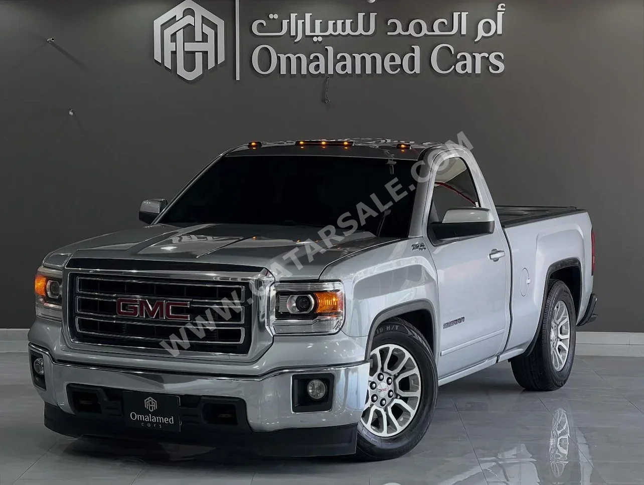 GMC  Sierra  1500  2015  Automatic  157,000 Km  8 Cylinder  Four Wheel Drive (4WD)  Pick Up  Silver