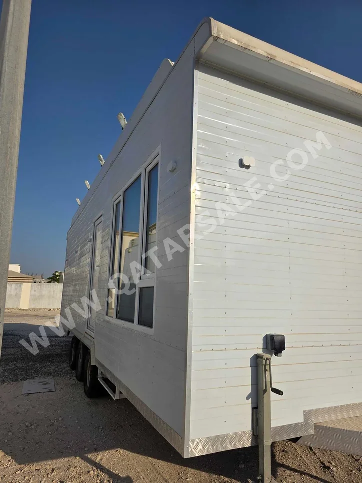 Caravan - 2025  - White  -Made in Qatar  - 0 Km