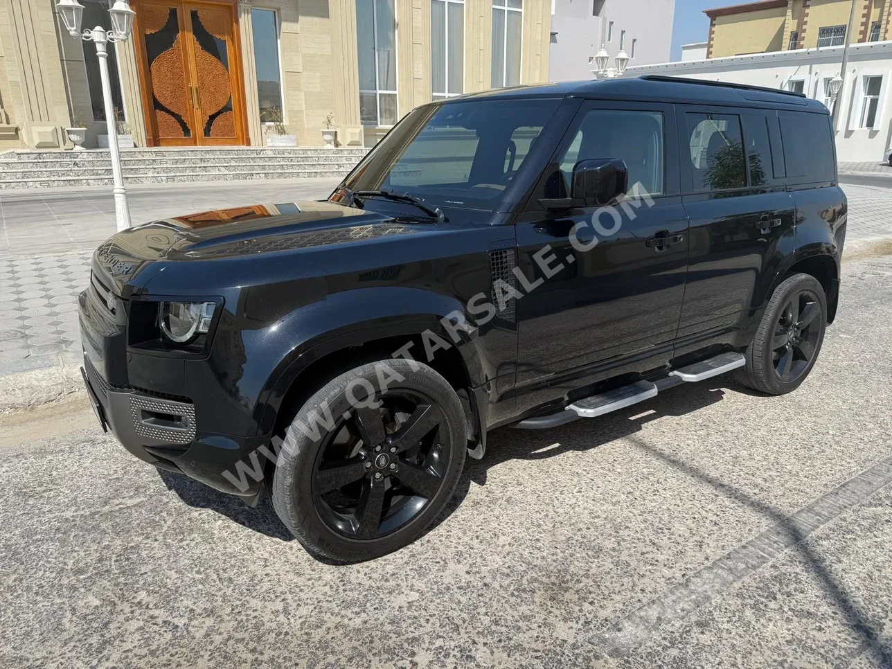 Land Rover  Defender  110  2025  Automatic  16,000 Km  6 Cylinder  Four Wheel Drive (4WD)  SUV  Black  With Warranty