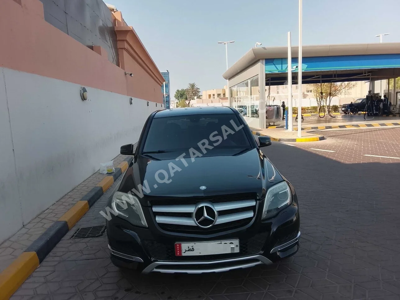 Mercedes-Benz  GLK  250  2015  Automatic  148,000 Km  4 Cylinder  Front Wheel Drive (FWD)  SUV  Black
