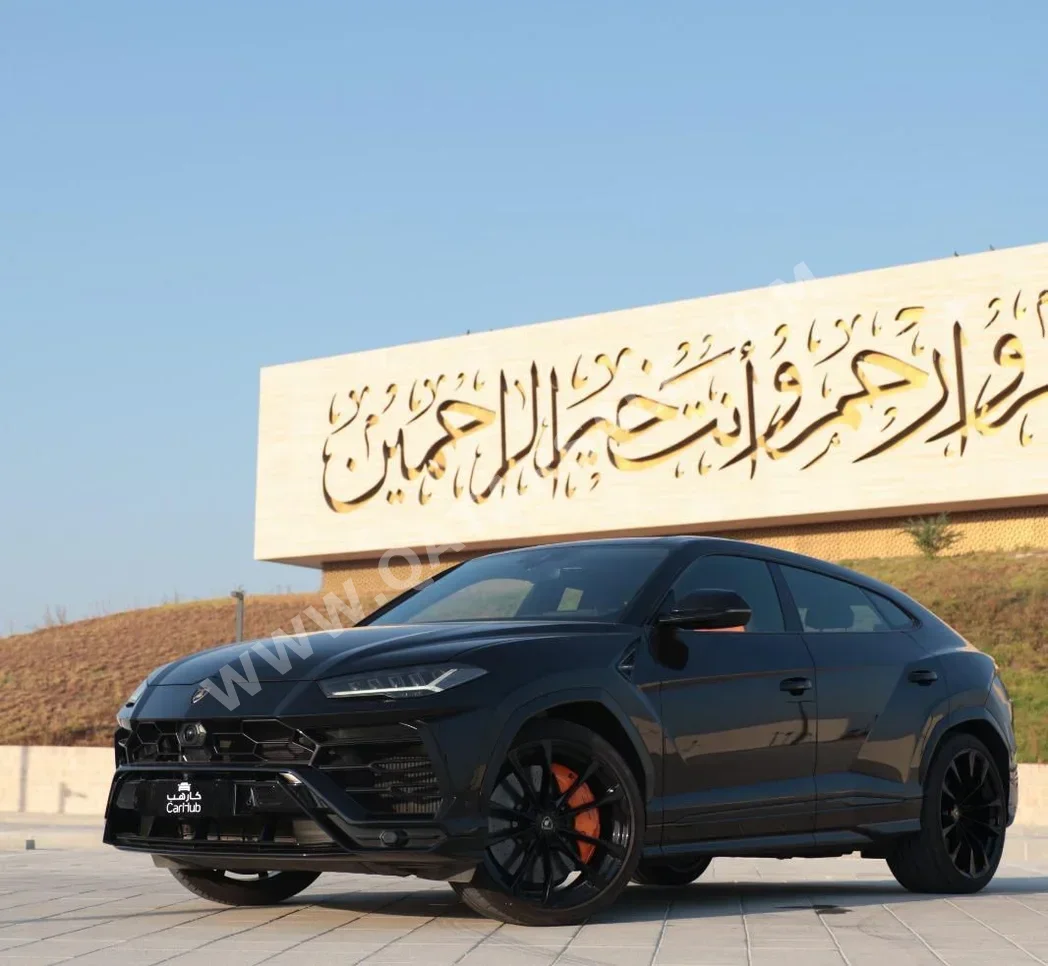 Lamborghini  Urus  2021  Automatic  68,500 Km  8 Cylinder  Four Wheel Drive (4WD)  SUV  Black  With Warranty