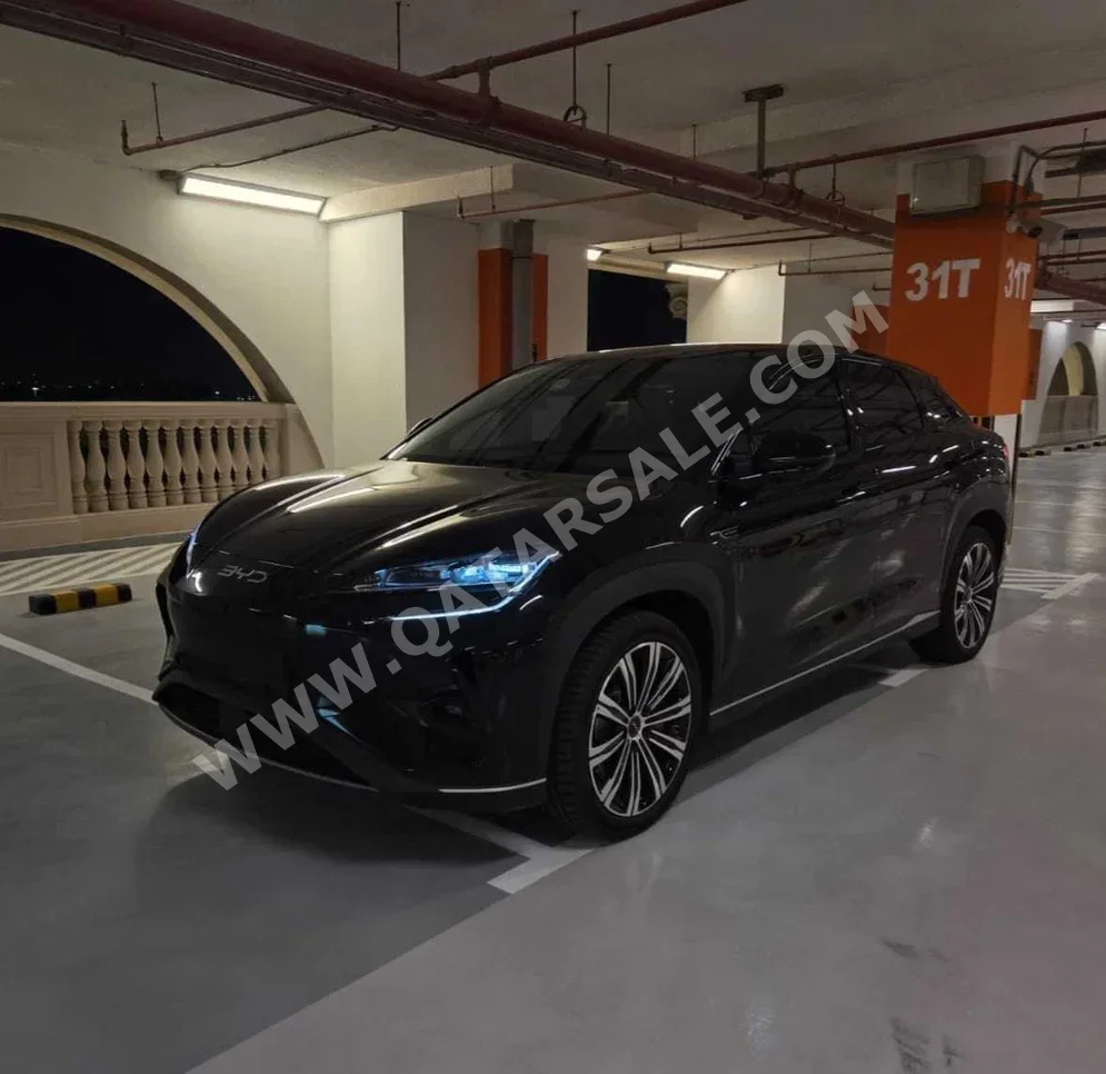 BYD  Sealion  07  2026  Automatic  4,000 Km  0 Cylinder  All Wheel Drive (AWD)  SUV  Black  With Warranty