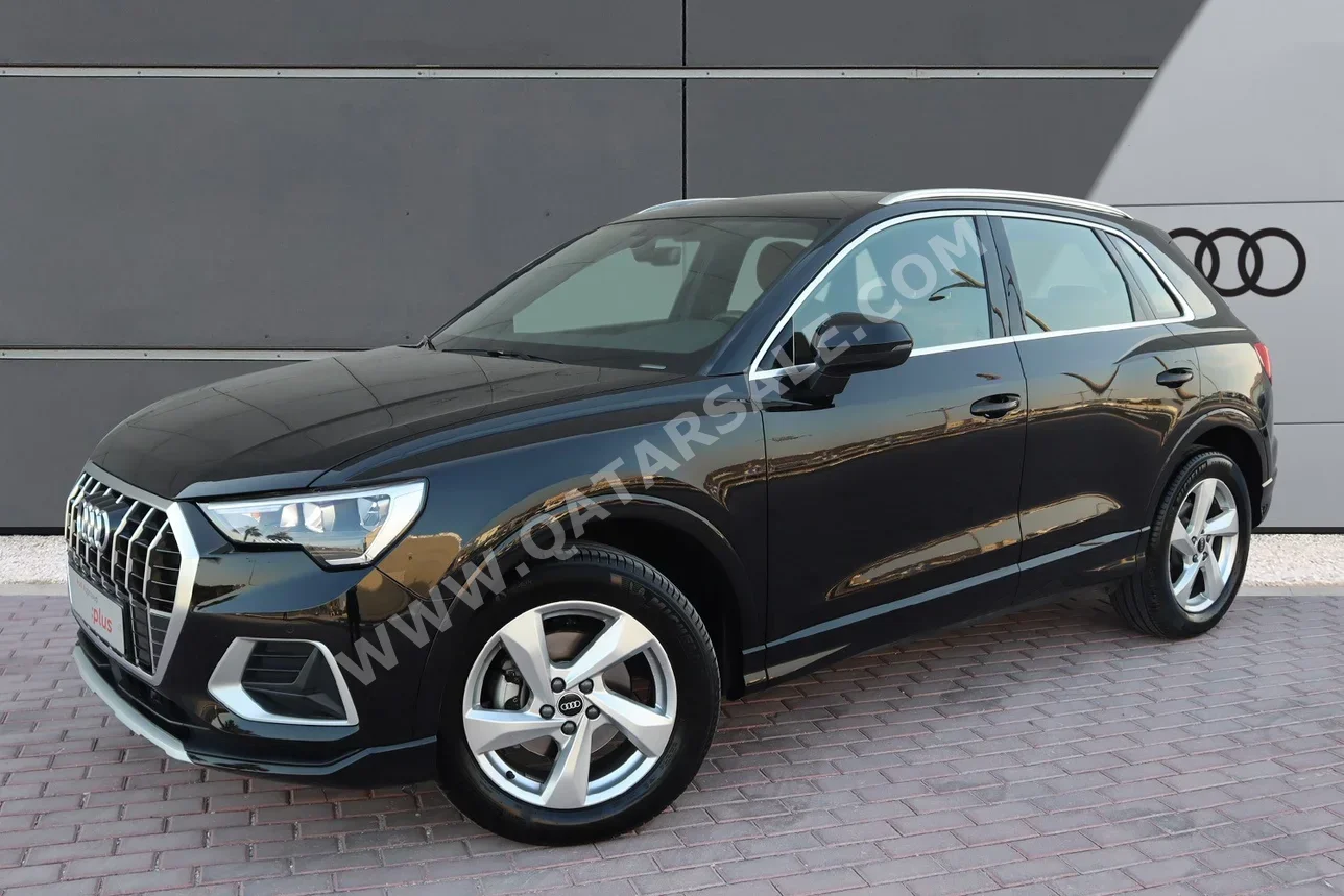 Audi  Q3  35 TFSI  2023  Automatic  43,000 Km  4 Cylinder  Front Wheel Drive (FWD)  SUV  Black  With Warranty