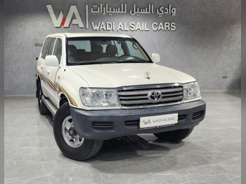 Toyota  Land Cruiser  GX  2007  Manual  430,000 Km  6 Cylinder  Four Wheel Drive (4WD)  SUV  White