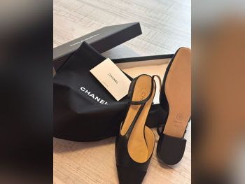 Shoes Chanel  Genuine Leather  Black Size 40  Women