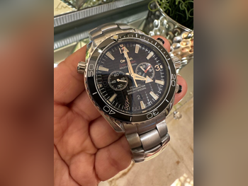 Watches - Breitling  - Analogue Watches  - Black  - Men Watches