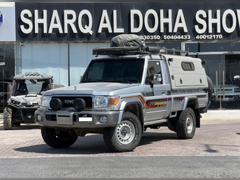 Toyota  Land Cruiser  LX  2021  Manual  30,000 Km  6 Cylinder  Four Wheel Drive (4WD)  Pick Up  Silver