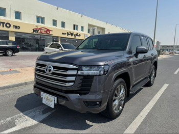 Toyota  Land Cruiser  GXR  2024  Automatic  23,000 Km  6 Cylinder  Four Wheel Drive (4WD)  SUV  Gray  With Warranty