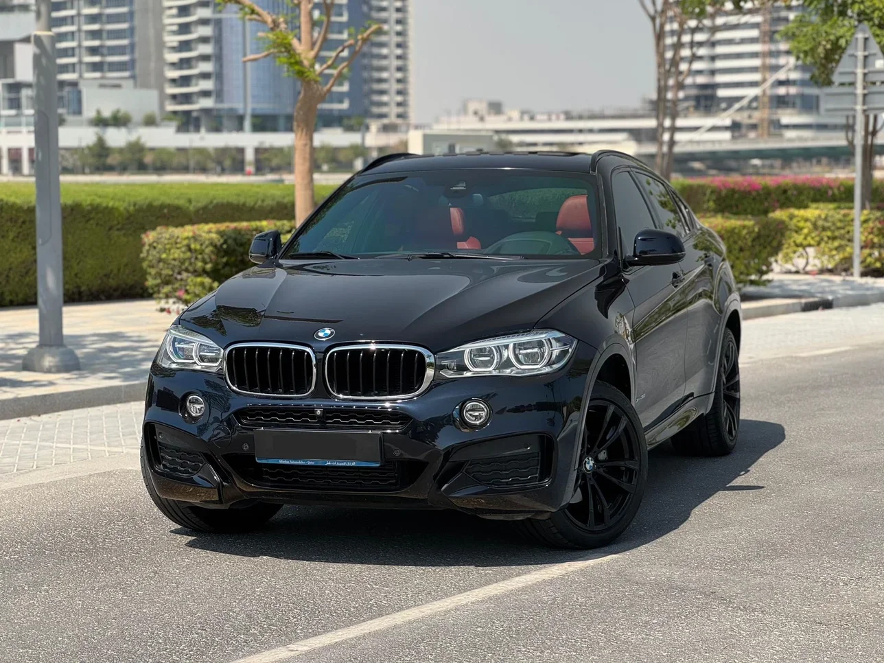 بي ام دبليو  الفئة - اكس  اكس 6  2019  اوتوماتيك  69,000 كم  6 سلندر  دفع رباعي  اس يو في  أزرق غامق