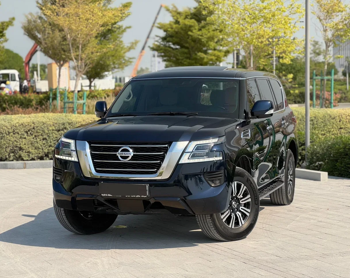 Nissan  Patrol  SE  2020  Automatic  113,000 Km  6 Cylinder  Four Wheel Drive (4WD)  SUV  Dark Blue