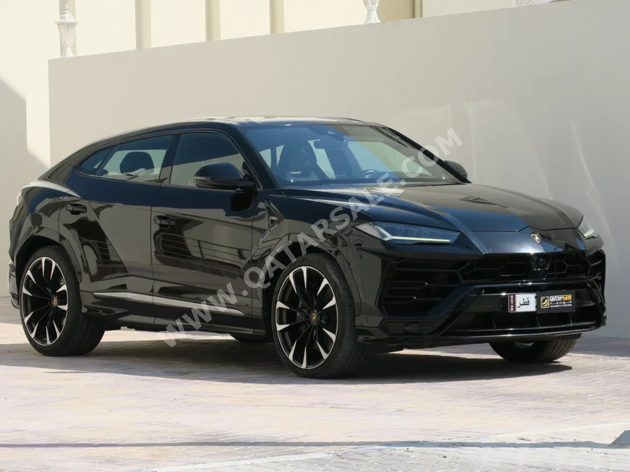 Lamborghini  Urus  2019  Automatic  152,000 Km  8 Cylinder  Four Wheel Drive (4WD)  SUV  Black