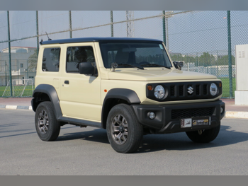 Suzuki  Jimny  2021  Automatic  123,000 Km  4 Cylinder  Four Wheel Drive (4WD)  SUV  Beige