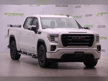 GMC  Sierra  Elevation  2021  Automatic  312,000 Km  8 Cylinder  Four Wheel Drive (4WD)  Pick Up  White