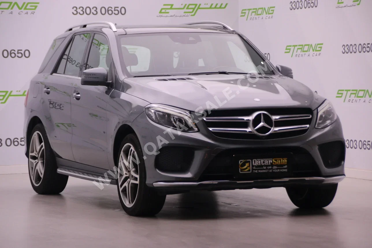 Mercedes-Benz  GLE  400  2017  Automatic  137,121 Km  6 Cylinder  Four Wheel Drive (4WD)  SUV  Gray