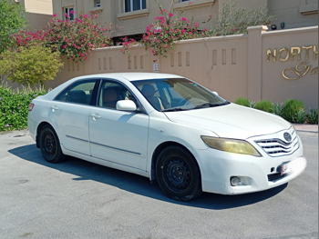 Toyota  Camry  GL  2011  Automatic  410,000 Km  4 Cylinder  Front Wheel Drive (FWD)  Sedan  White