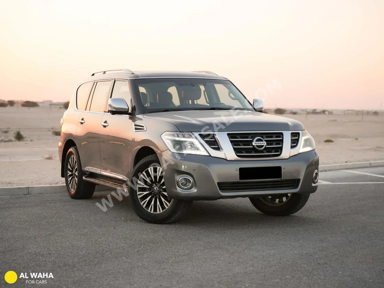 نيسان باترول بلاتنيوم 2016 اوتوماتيك 256,000 كم 8 سلندر دفع رباعي اس يو في رمادي