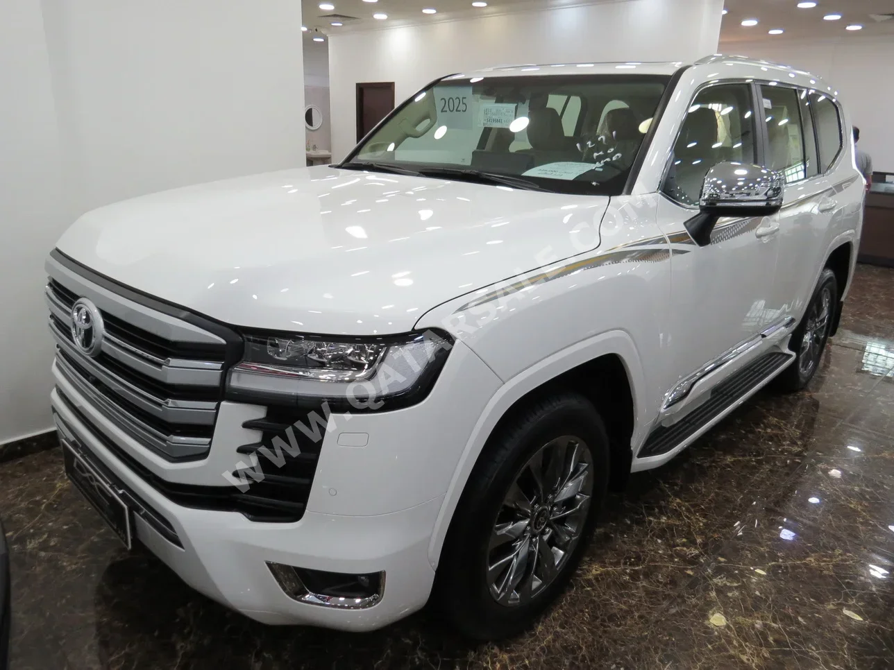 Toyota  Land Cruiser  VX Twin Turbo  2025  Automatic  0 Km  6 Cylinder  Four Wheel Drive (4WD)  SUV  White  With Warranty