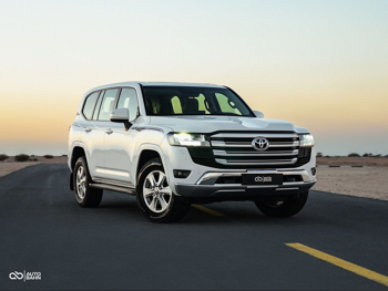 Toyota  Land Cruiser  GXR  2022  Automatic  75,000 Km  6 Cylinder  Four Wheel Drive (4WD)  SUV  White