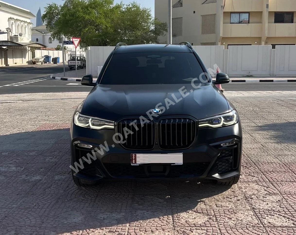 BMW X-Series X7 M50i 2022 Automatic 80,000 Km 8 Cylinder Four Wheel Drive (4WD) SUV Black With Warranty