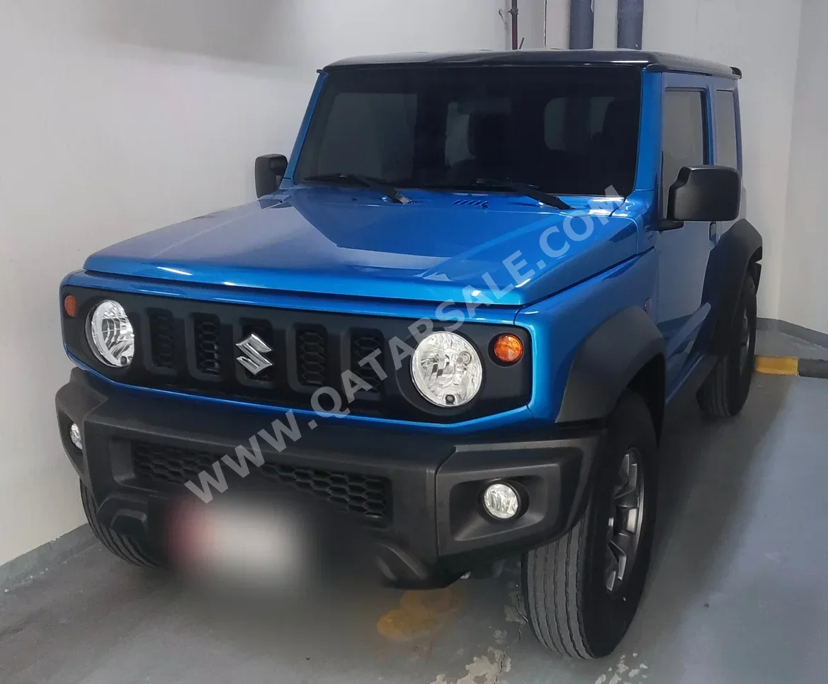 Suzuki  Jimny  2019  Manual  25,000 Km  4 Cylinder  Four Wheel Drive (4WD)  SUV  Black and Blue