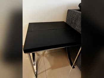 الطاولات والخزائن الجانبية منضدة القهوة  - أسود