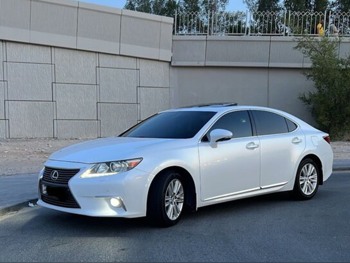 لكزس  إيه أس  350  2015  اوتوماتيك  170,000 كم  6 سلندر  سحب امامي  سيدان  أبيض لؤلؤي