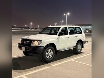 تويوتا  لاند كروزر  جي  2007  عادي  123,000 كم  6 سلندر  دفع رباعي  اس يو في  أبيض