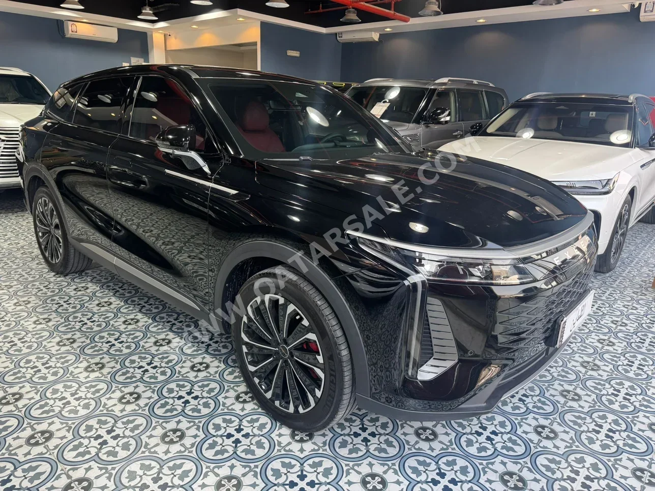Exeed  RX  400T FlagShip  2024  Automatic  22,000 Km  4 Cylinder  Four Wheel Drive (4WD)  SUV  Black  With Warranty