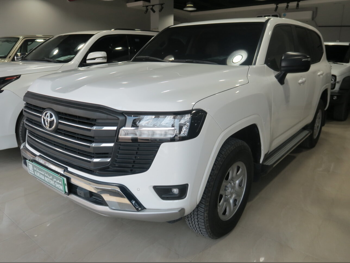 Toyota  Land Cruiser  GX  2025  Automatic  11,000 Km  6 Cylinder  Four Wheel Drive (4WD)  SUV  White  With Warranty