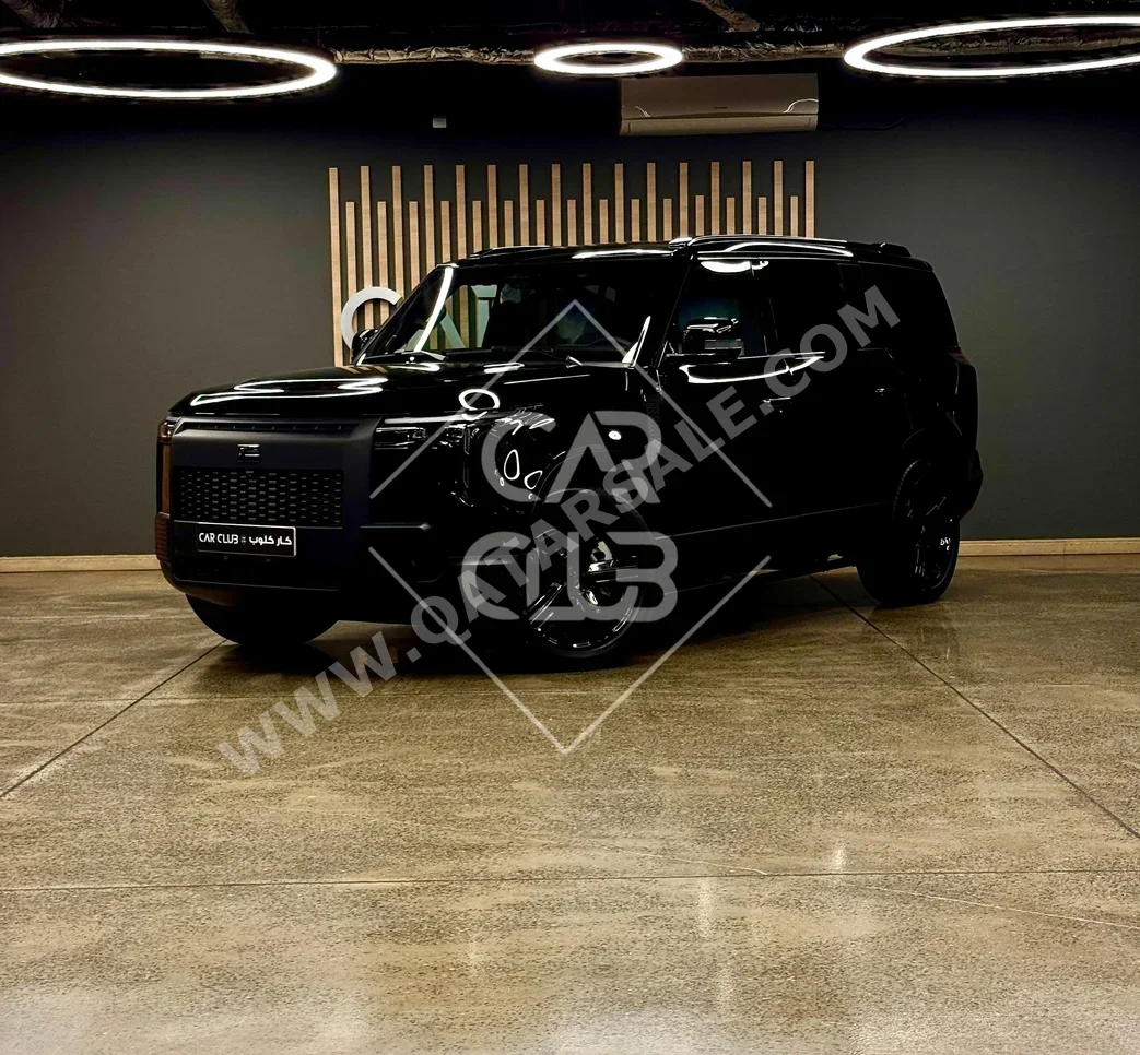 Rox Motor  Jishi  01 VIP  2026  Automatic  0 Km  4 Cylinder  All Wheel Drive (AWD)  SUV  Black  With Warranty