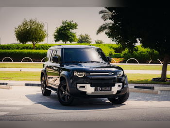 Land Rover  Defender  110  2021  Automatic  48,700 Km  6 Cylinder  Four Wheel Drive (4WD)  SUV  Black  With Warranty