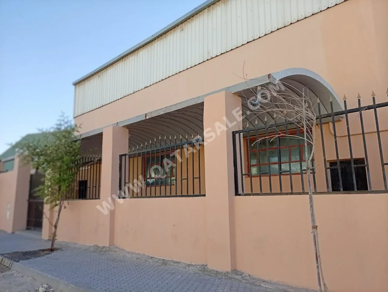 Warehouses & Stores - Al Rayyan  - Industrial Area  -Area Size: 1160 Square Meter