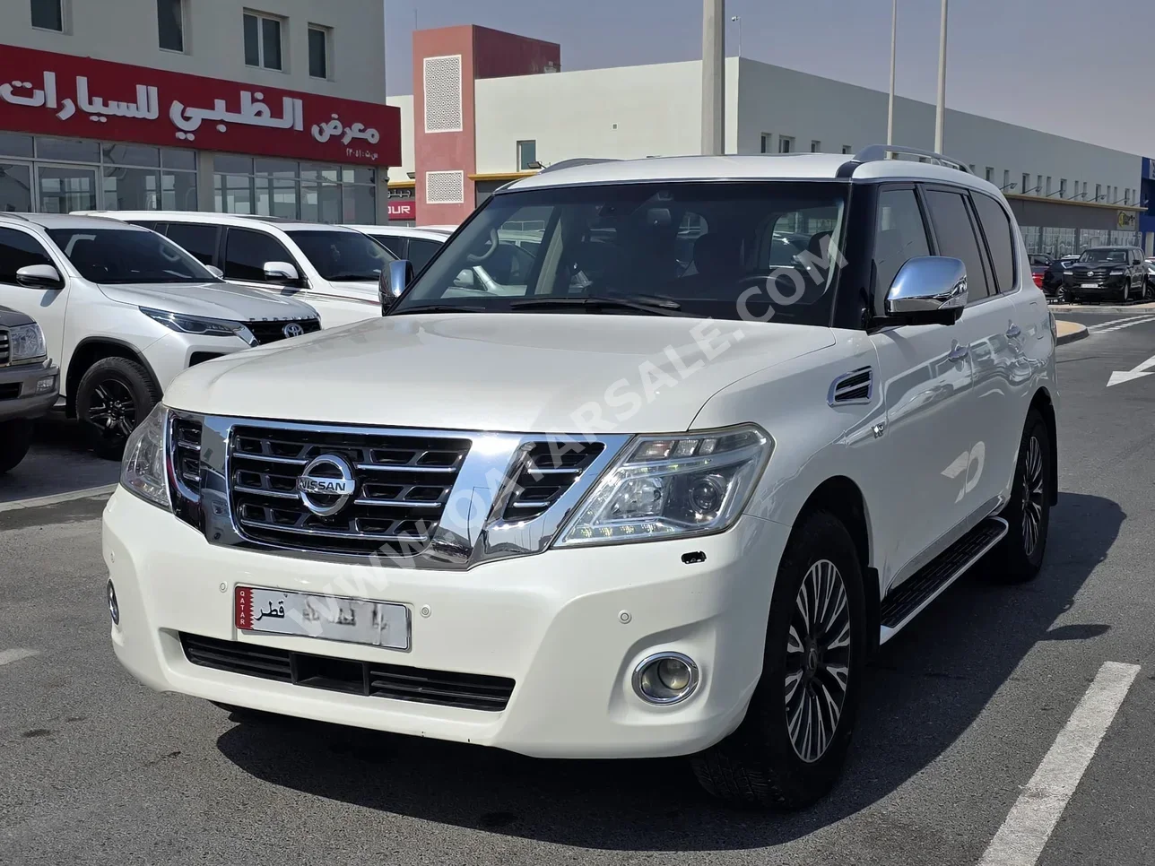 Nissan  Patrol  Platinum  2014  Automatic  151,000 Km  8 Cylinder  Four Wheel Drive (4WD)  SUV  White